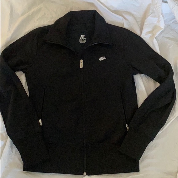 Nike N95 Classic Jacket - Picture 2 of 7